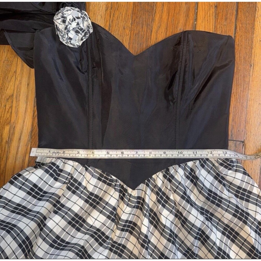 Vtg 80s Gunne Sax Black White Plaid Prom Dress One Shoulder Ruffle Rosette Goth - Picture 5 of 8
